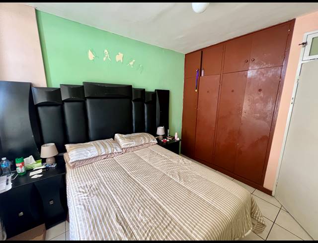 2 BEDROOM SECTIONAL TITLE FOR SALE IN MORNINGSIDE